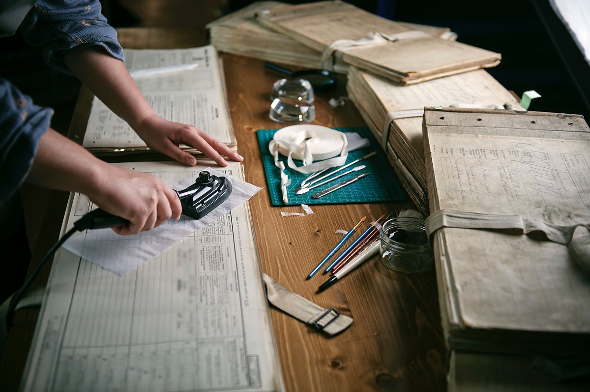 Family Tree (@familytreemaguk) on Twitter photo 🎉Huge family history news this morning as the 1921 England and Wales Census online release date is announced: familytr.ee/3CglaAN <a href="/findmypast/">Findmypast</a> <a href="/UkNatArchives/">The National Archives</a> #familyhistory #genealogy 🎉Huge family history news this morning as the 1921 England and Wales Census online release date is announced: familytr.ee/3CglaAN <a href="/findmypast/">Findmypast</a> <a href="/UkNatArchives/">The National Archives</a> #familyhistory #genealogy