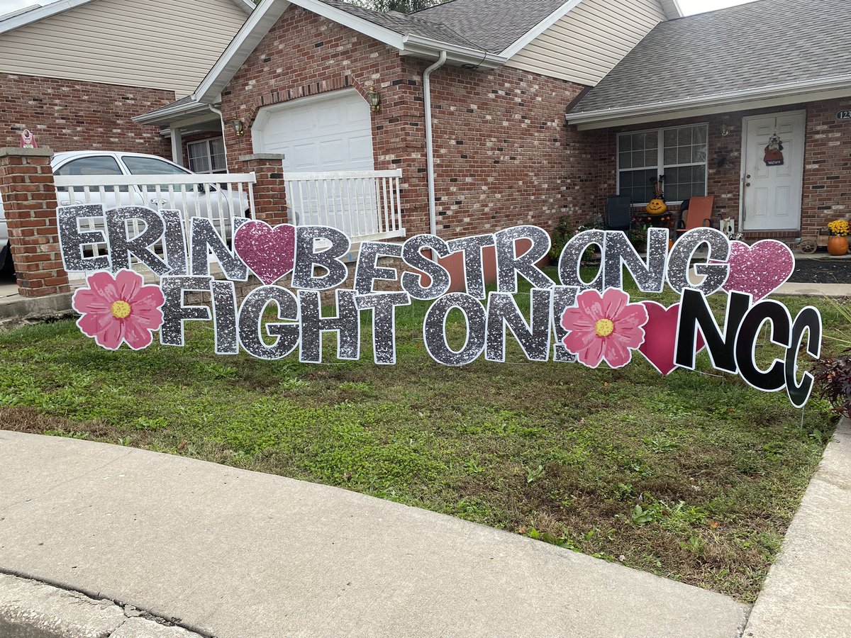 MsCarlNCCAg's tweet photo. Today was a good day full of surprise! I began my morning finding this super cool sign in the yard!! Then after school one of the best “parades” came by! Then they also had food to drop off. One of the many reasons I love my @nccmidmo family!! You made my day!I miss all of you!! https://t.co/9Fr0Hk4UVs