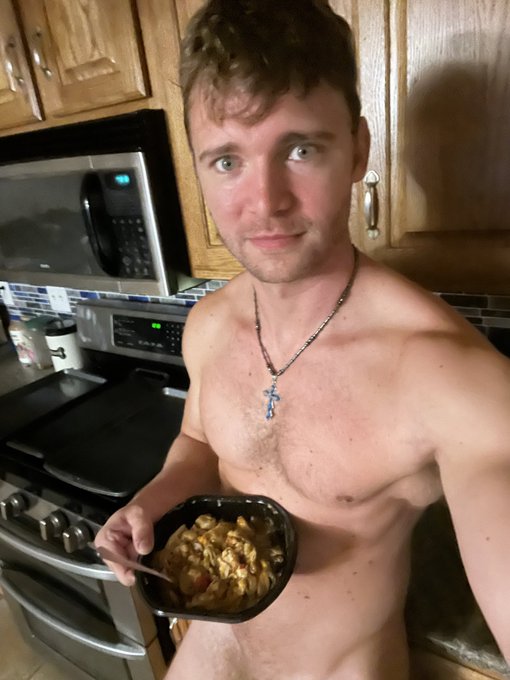 Quick Tex mex chicken bowl before bed and back at it in the morning. Thank you everyone for stopping<a href="/tag/masturbationmonday"class="tags"><span>#masturbationmonday</span></a>