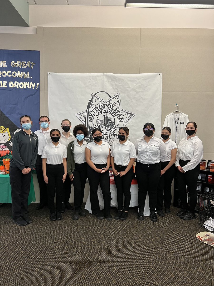 lvmpd_dispatch's tweet image. Welcome to our newest Dispatch Explorers! Our volunteer advisors are ready to mentor you! #lvmpdexplorers #knowledgeispower #lvmpddispatchexplorers