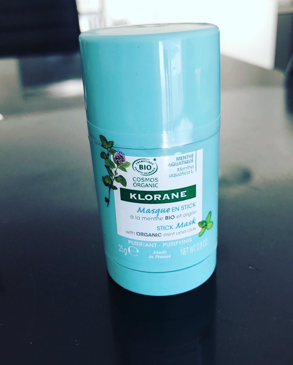 Kizouina's tweet photo. Et voilà on essaie cette petite pépite #kloranezerodechet #cosmetiquesolideklorane https://t.co/5VMY1Mq6dL