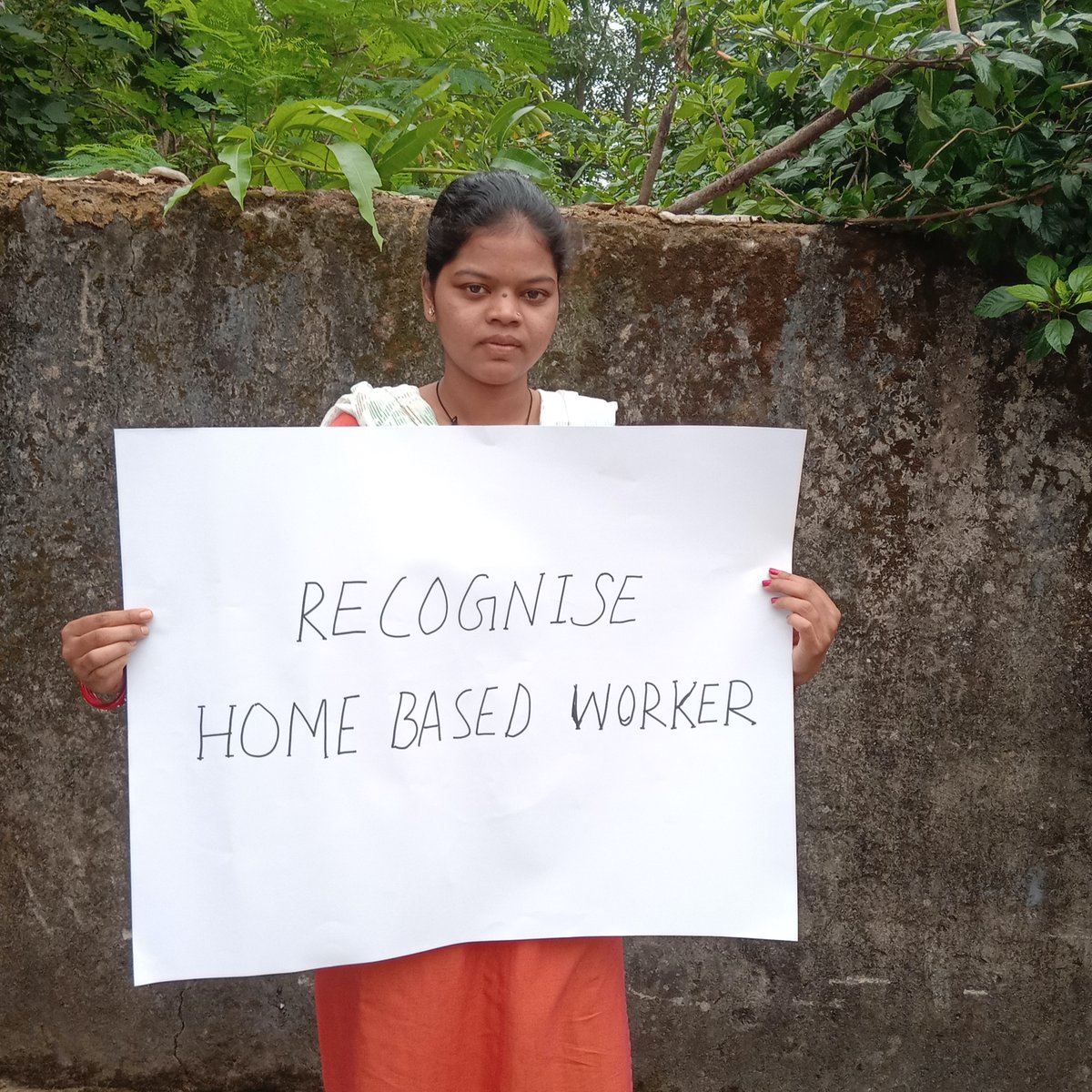 HomeNet_SAsia's tweet photo. #HomeBasedWorkers from ROAD, Orissa, #India have put forth their #demands to commemorate International Home-Based Workers Day, 2021! 

ROAD is a member organisation of HomeNet South Asia and is based in India. 

#SouthAsia #InternationalHBWDay2021 #OCT20HBW  #WorkersRights https://t.co/IDSm1MRoq8
