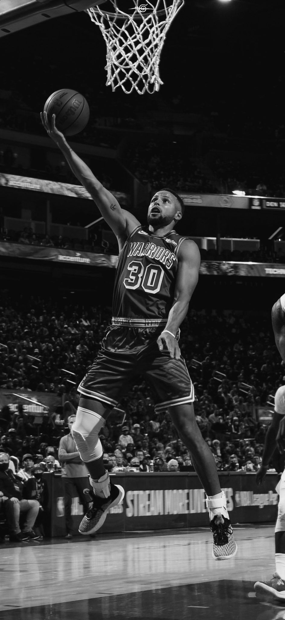 بوعّوف on X: #Wallpaper - Stephen Curry B&W : #DubNation   / X