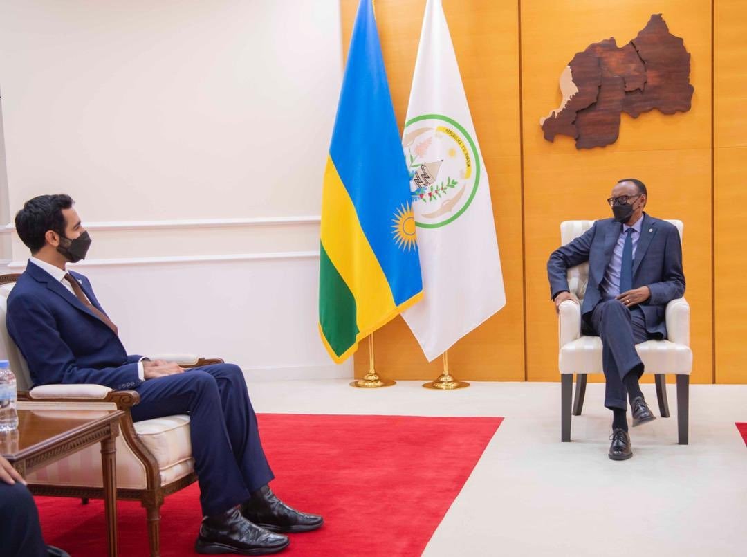 realrwandanews's tweet photo. #RealRwanda.President @PaulKagame received UAE's Minister of State for Foreign Affairs & International Cooperation, Sheikh Shakhbout bin Nahyan bin Mubarak Al Nahyan and his delegation for a discussion on key areas of bilateral cooperation. https://t.co/RyOvm6mFaX