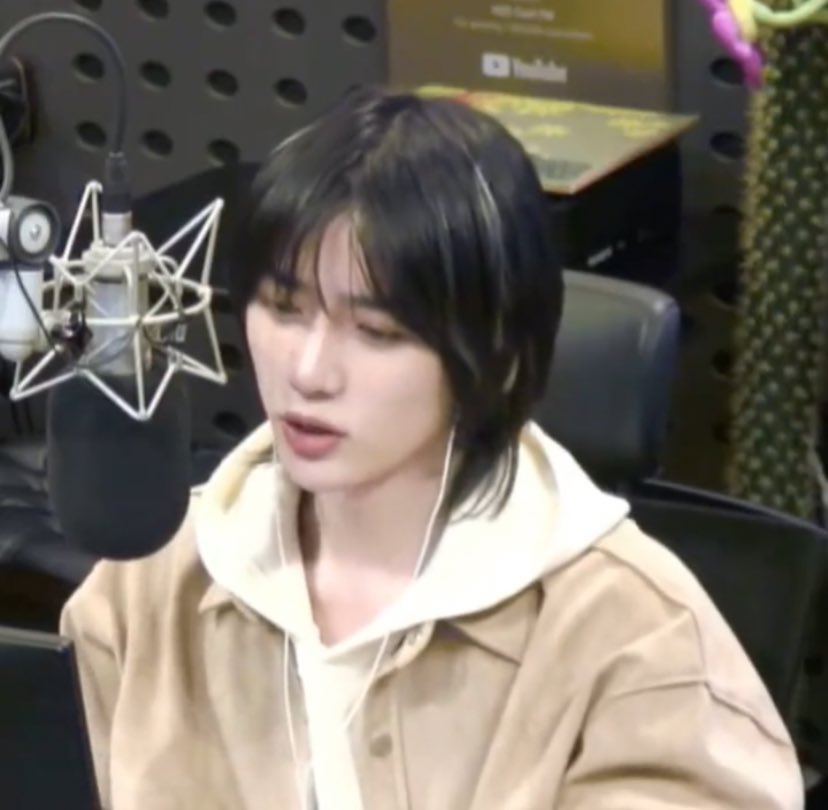 really_to_bg's tweet photo. 내가 오뽀즈 환불을 얼마나 기다렸는지는... 
...

밤깅이의 머리 길이를 보시오. ;; https://t.co/N2g8u7Vq5C