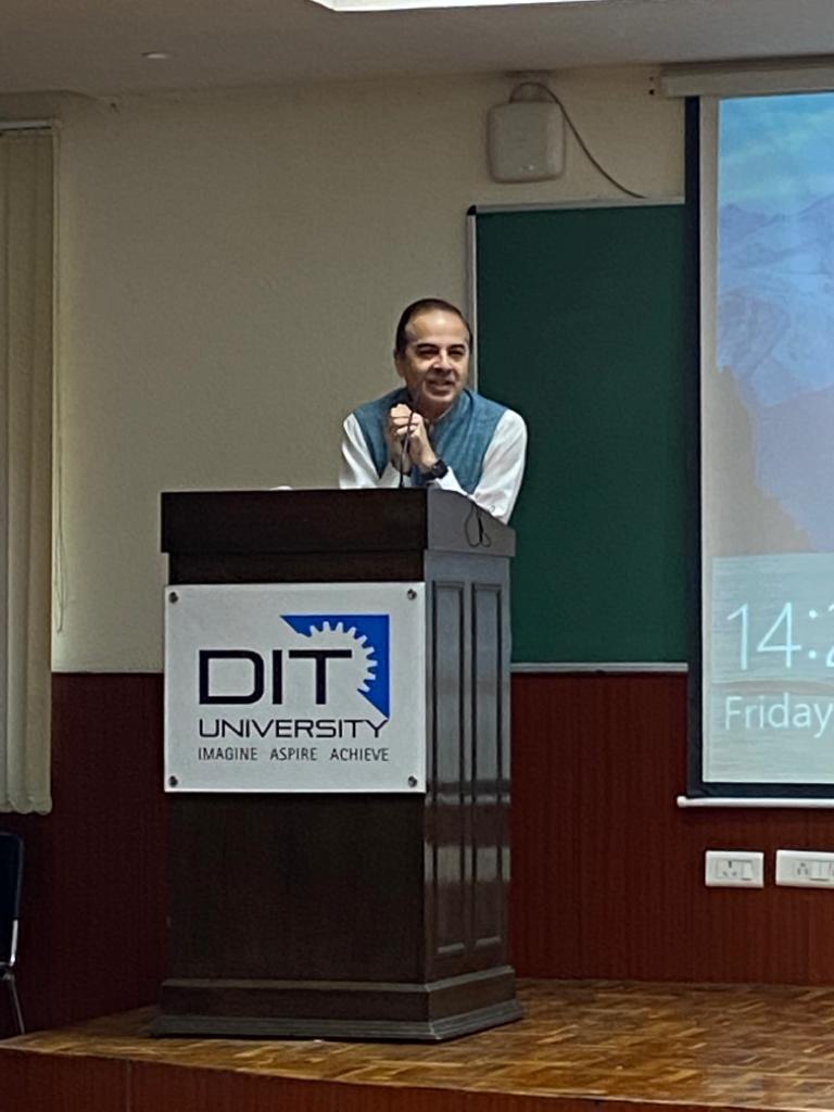 ciies2's tweet photo. Hey everyone,

Institution Innovation Council  of DIT University organised a session  Entrepreneurship and Innovation as Career Opportunity on 22 October in Seminar Hall, Visvesvaraya building , Dehradun.

Here is the glimpse of the event. 
#innovation #ideas #motivation #money https://t.co/kLOZuZ1WR2
