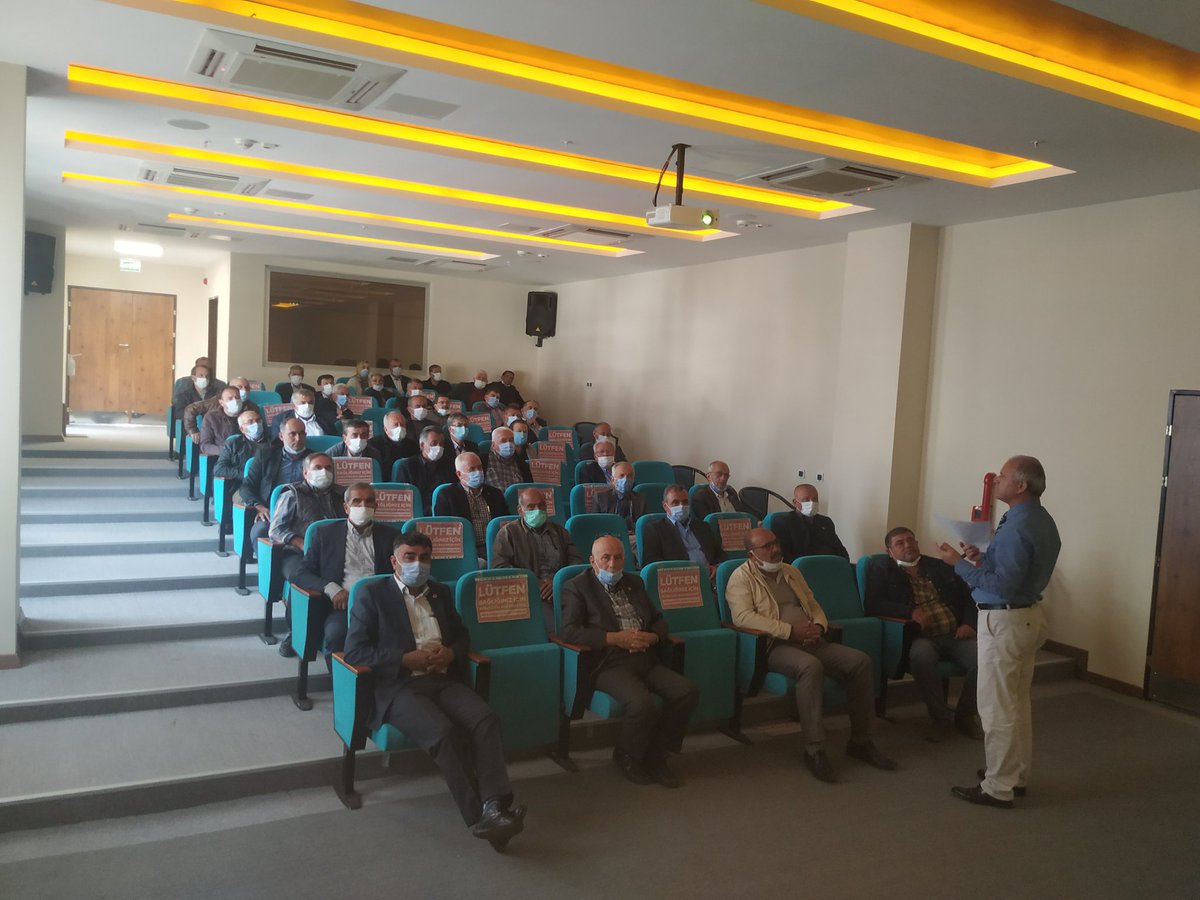 CineNufus's tweet photo. İlçe Nüfus müdürlüğümüzce Mekansal Adres Kayıt Sistemi (MAKS) hakkında ilçe muhtarlarımıza eğitim toplantısı yapılmıştır.
@ValiAKSOY 
@sefikaygol 
@TCNufus 
@GLN66942341 
@HarunKA50140524 https://t.co/JkPl2c7Ueh