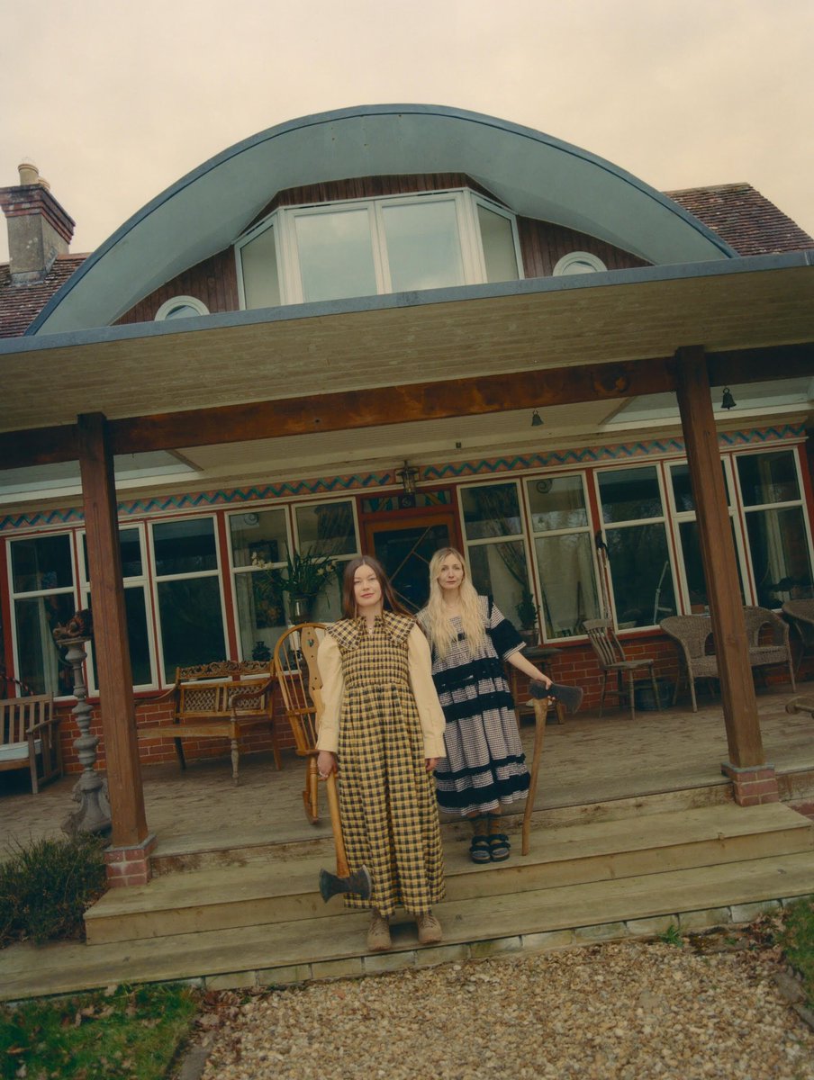 WeAreFullFat's tweet image. So pleased to announce that Independent Venue Week is BACK for it's 9th consecutive year!
From 31 Jan to 6 Feb, IVW will celebrate hundreds of truly independent venues and their communities across the UK. Visit independentvenueweek.com for more info 🎤

#IVW #IndependentVenueWeek