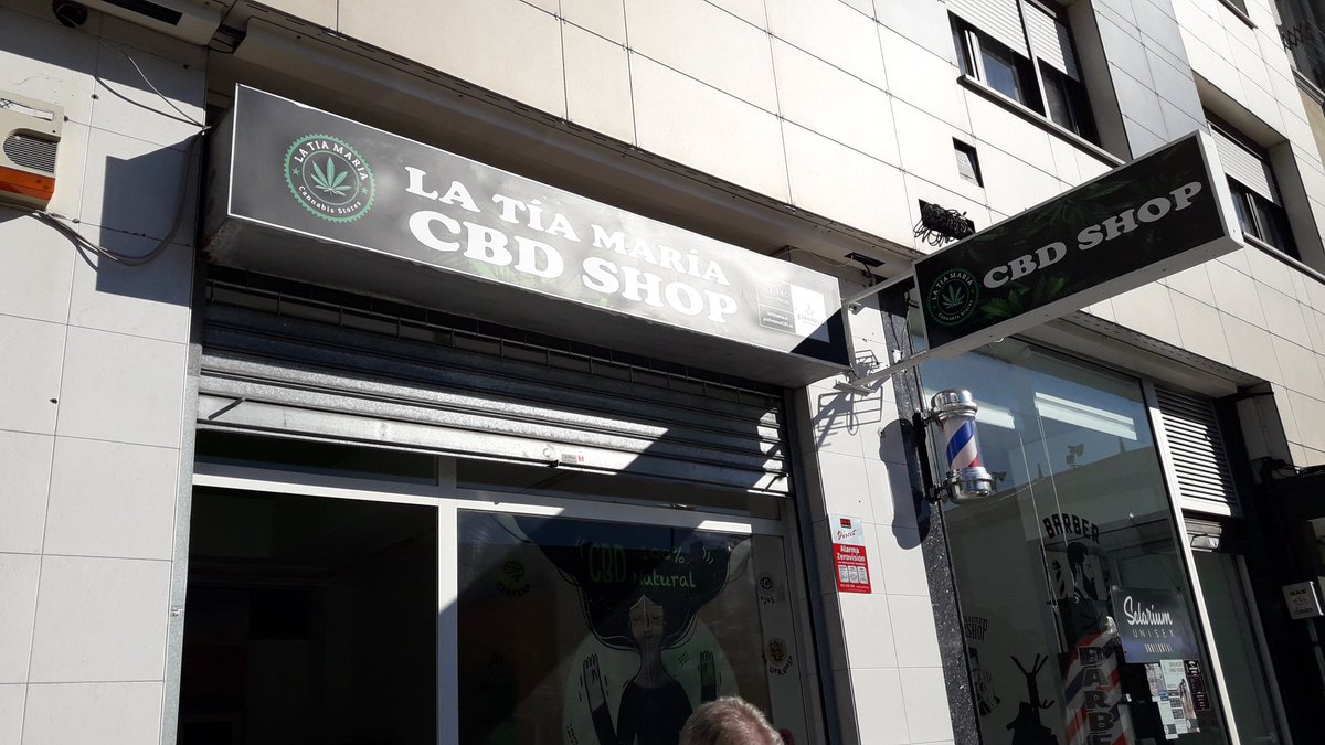 AdrycManellson's tweet photo. #Instantes
De una Tienda #CBD en la City, Santander Verde Mundo.
Justo al lado del @HUnivValdecilla.
Cantabria Infinita #Normalizando.
Alegría pues..🧚♂️😎 https://t.co/fIp5gUmbjA