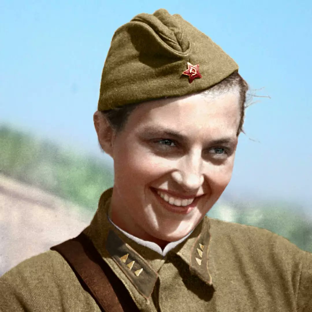 ChallengeYCL's tweet photo. Today marks the anniversary of Red Army hero Lyudmila Pavlichenko's death. 🚩☭

1/9 https://t.co/eK0zloPL3d