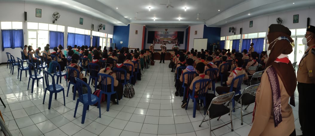 3Moga's tweet photo. Wakil dari SMP Negeri 3 Moga (M.Tegar Maulana - Kelas 8D) mengikuti kegiatan Dianpinru Kabupaten Pemalang. https://t.co/LkNS3qFYRt