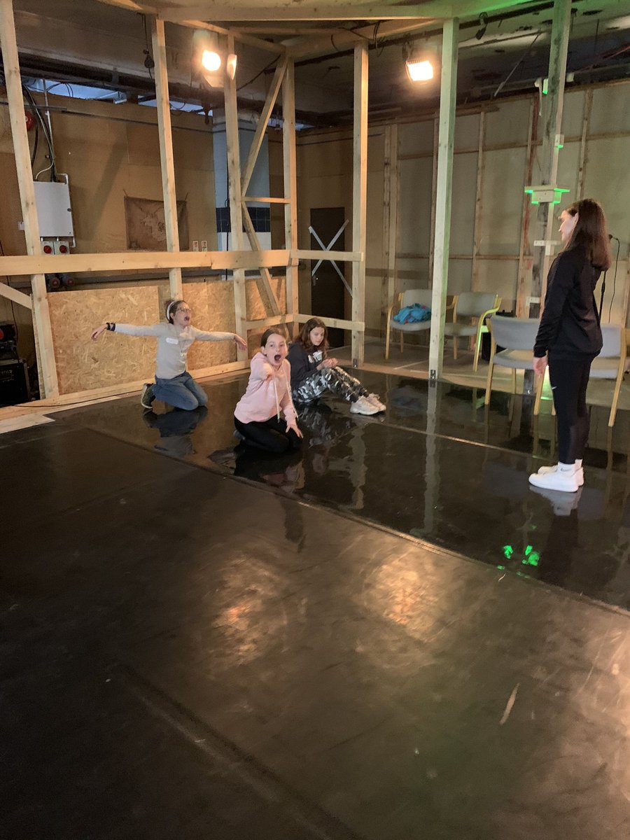 StaceyArtsWales's tweet photo. @YMCASwansea #TheatreWorkshop ๐ญ as part of our #YFun October activities @VolcanoUK with @LAMDAdrama graduate Samuel Davies ๐ #youthwork #theatre #opportunities #drama #performance #creative #improvisation #HereForSwansea https://t.co/KH378JUMUr