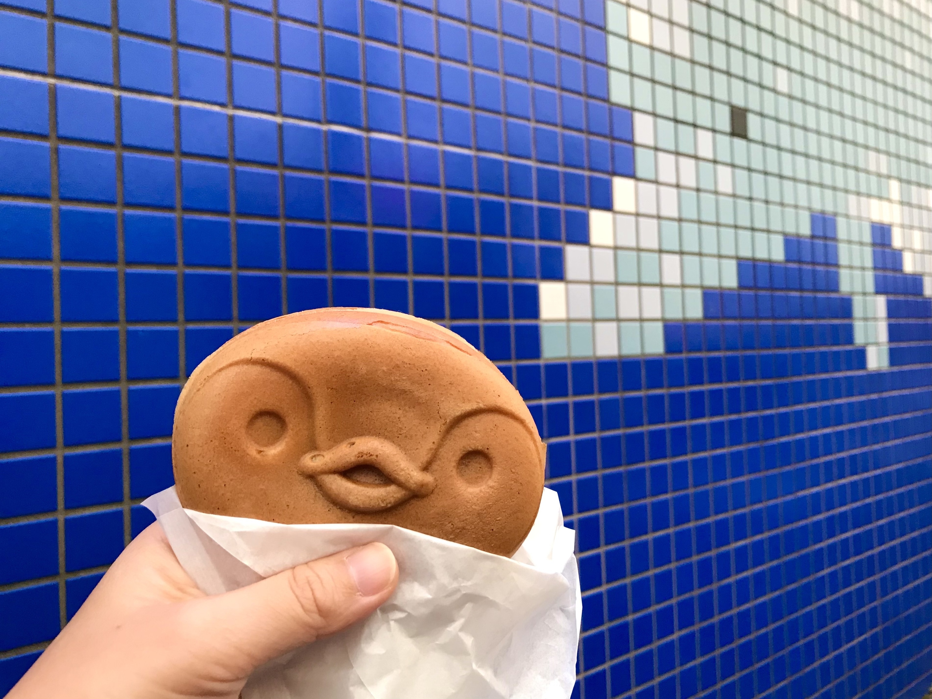 横浜 八景島シーパラダイス公式 ハロウィンまであと4日 季節のイルタン スイートポテト やさしい甘さのスイートポテト味が期間限定で販売中 あつあつも美味しいけれど 冷やして食べても美味しいです シーパラダイス食品館 にて販売中