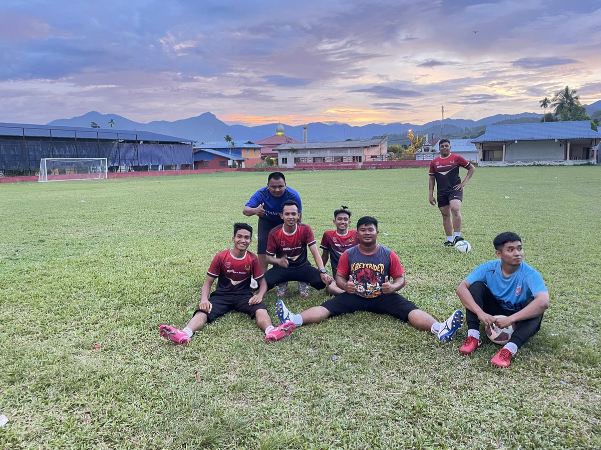 one3007's tweet photo. Setelah sekian lama.. kita kembali di sini.
#trainingon 💪🏽
#adidasfootball https://t.co/M7hFxpPXAo