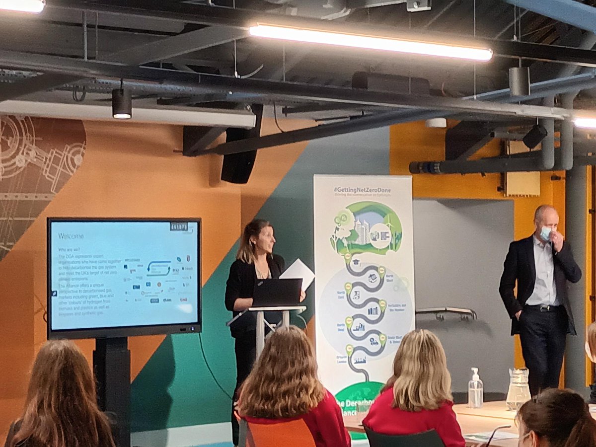 NESCollege's tweet photo. Today our @Shell_UKLtd Girls in Energy pupils from @stmacharacademy are are @AberdeenSci taking part in a Decarbonised Gas Alliance Roadshow. The pupils are participating in a mock #COP26. #GettingNetZeroDone https://t.co/HAgKS3l4vq