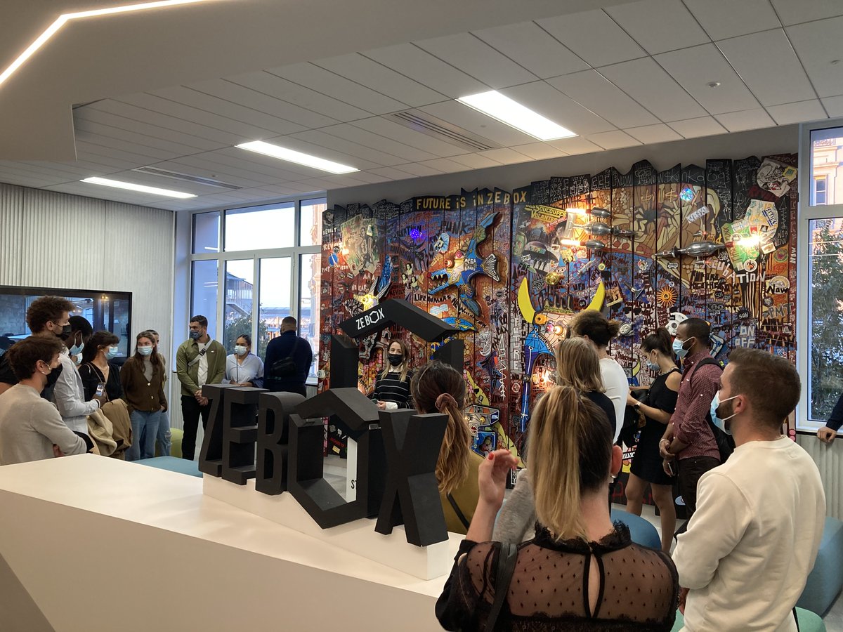 PepiteProvence's tweet photo. 🔙 Bienvenus aux #étudiants #entrepreneurs PROMOTION 2021-2022 ! 🎉 
L'occasion de créer une synergie entre ces jeunes talents &amp; les structures d'accompagnement présentes à la @CisamInnovation @obratori @ZeBox_ @AccelerateurM lors du #meetup d'hier soir 👩‍🎓👨‍🎓🌀🚀 @PepiteFrance https://t.co/rmjAqzf2X9