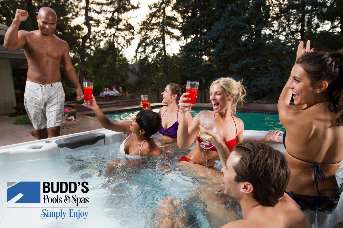BuddsPoolsSpas's tweet photo. Hot Tubs are the key to long-lasting friendships.
#bullfrogspas #simplyenjoy #spaday https://t.co/E88gla1XOf