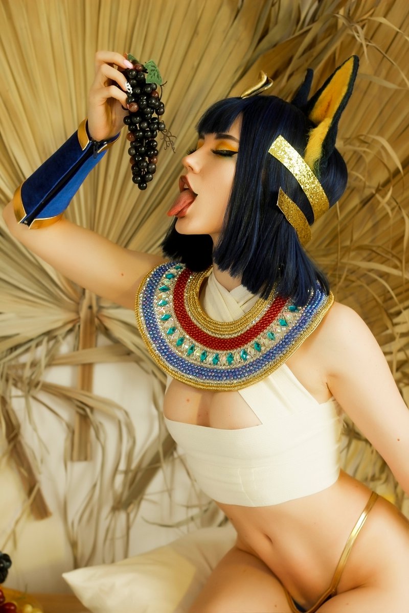 Lunaritie on X: I couldn't help but make this cosplay, but I know you like  it! 😻 💥 t.cohiI3ZfxHpJ 💥- full #Ankha #Ankhazone  #AnimalCrossing #ankhacosplay #ankhadance t.cozOPZaS7fjp  X