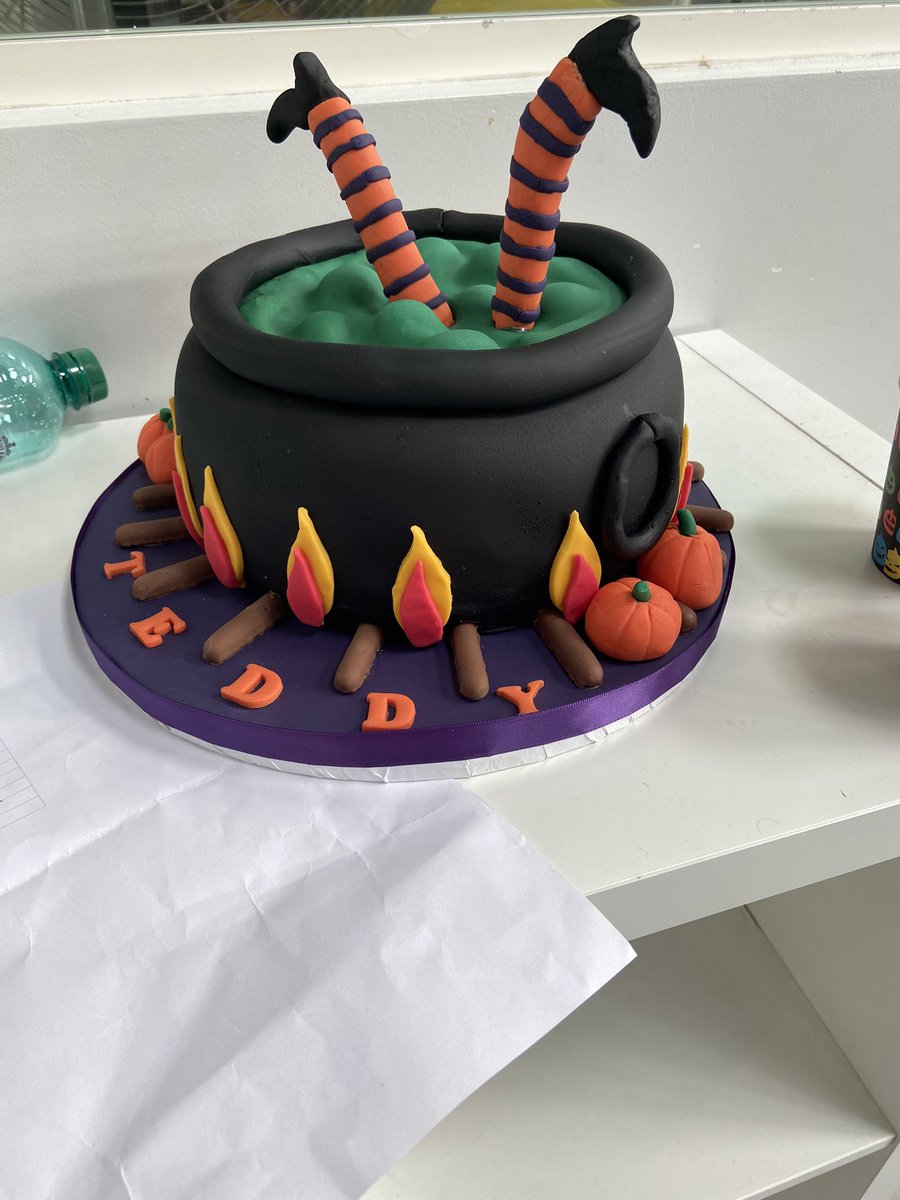 Well done @AirJumpTP for ruining my 7 year old nephews birthday. We can pay for 14 children to come jump and eat your food but can’t give his friends a piece of birthday cake to take home! #orpington #poorcustomerservice #neveragain. Will be going back to <a href="/GravityBluWater/">GravityBluewater</a>.