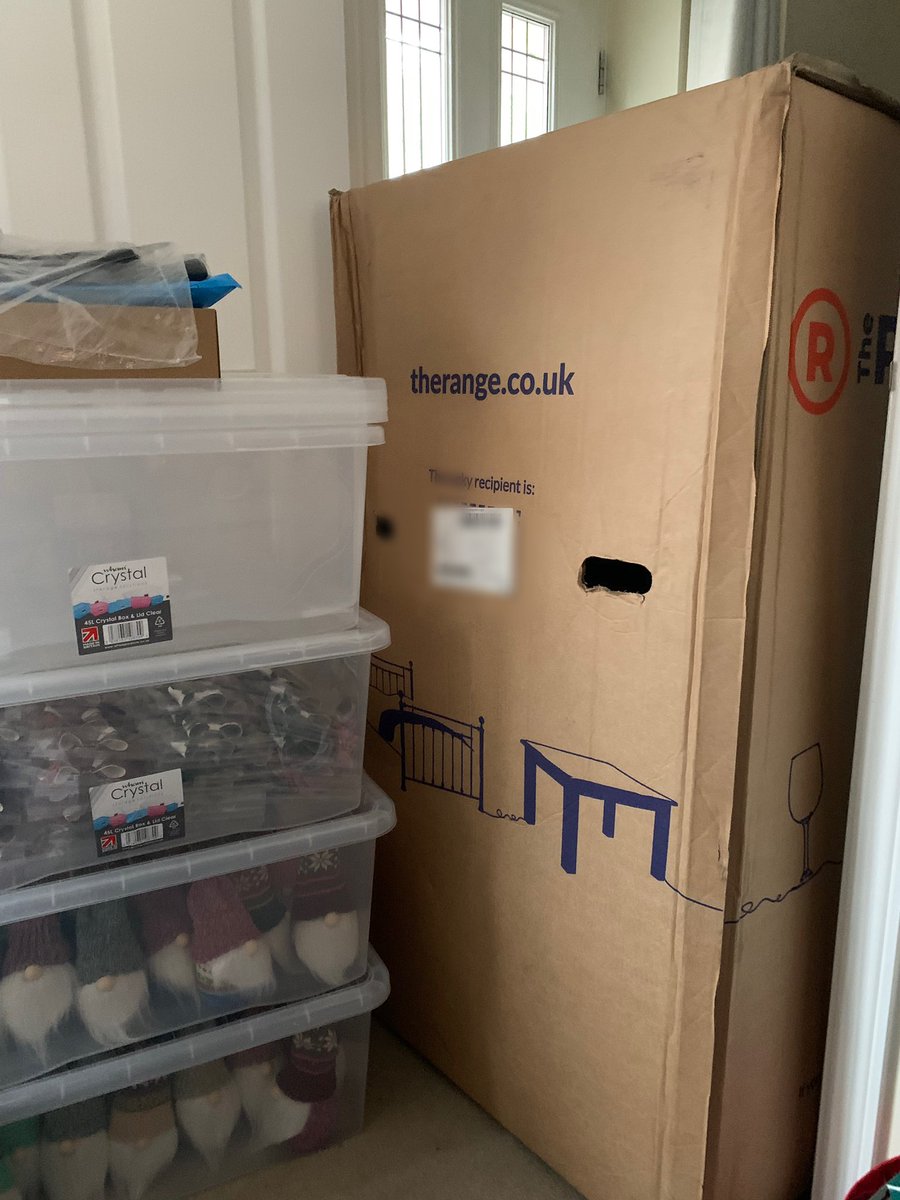 Spoilt_Kitty_'s tweet photo. When you have a lorry deliver a pallet full of paper bags and then a van delivering a mahoosive box of storage boxes all of which are for the NEC, then you know s**t’s just got real…. *gulp* 😳🤣😳🤣😳

@thecraftshows 
@thenec 

#shitsgotreal #ifeelsick #poomypantstime https://t.co/ijHWU8NkvH