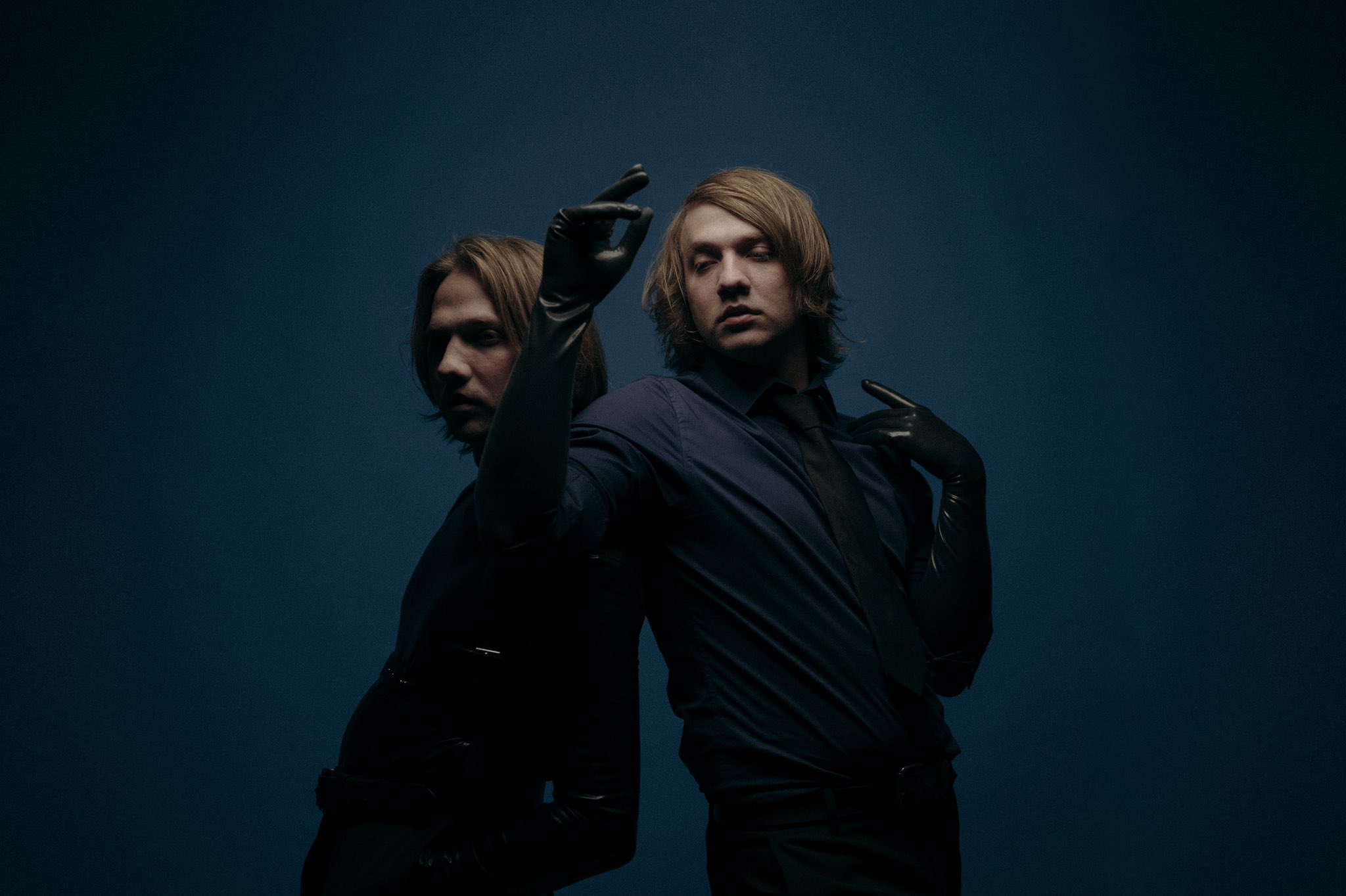 Modern error. Modern error. Decade dance jasper byrne. Jasper byrne фото. Modern verse drama.