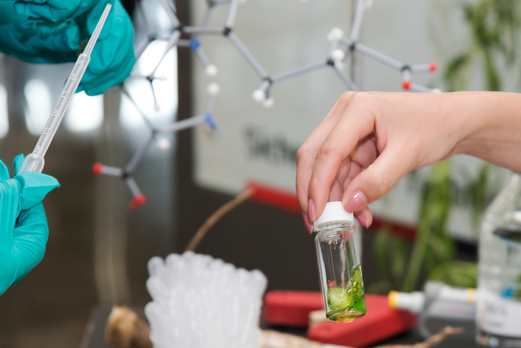 BAMResearch's tweet photo. 📢Nächste Woche geht's los: #BAMResearch zeigt zur #BerlinScienceWeek2021, wie vielseitig, wichtig & spannend #Materialforschung heute ist: https://t.co/BFBBJquICw
#WissenschaftmitWirkung #150JahreBAM https://t.co/XhB44wprhn