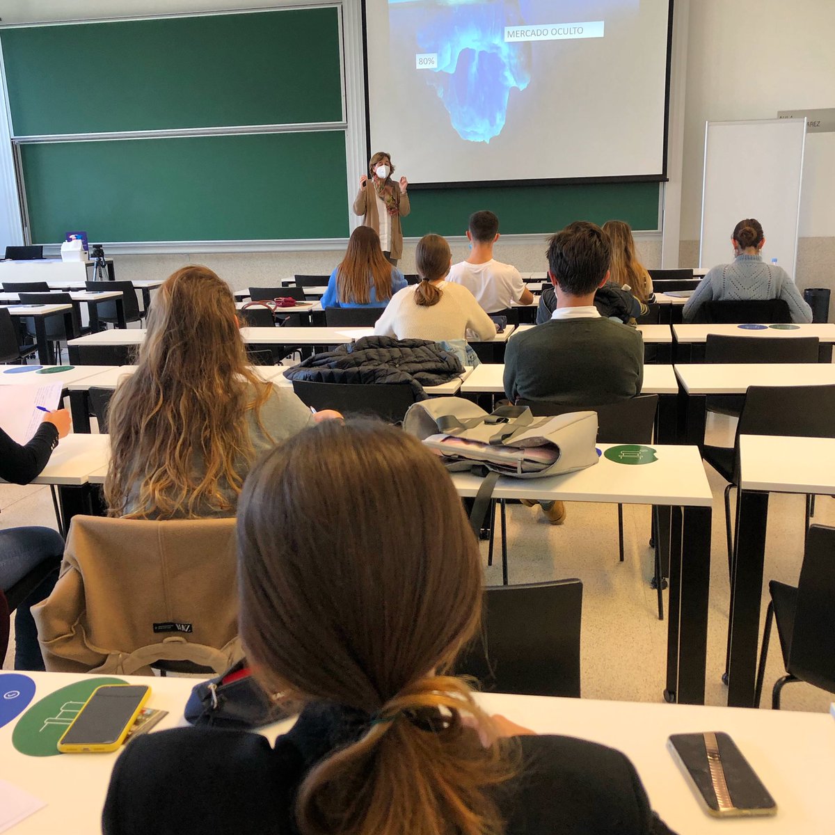 La profesora Idoia Lasa ha recordado a los estudiantes de Tercero que "la marca personal debe tener unidad entre el mundo online y offline". 
¡Conoce algunas ideas para fortalecer tu marca personal! 
👇👇
ISSA.edu

#PassionForManagement
#classof2023
#BornToBeGlobal