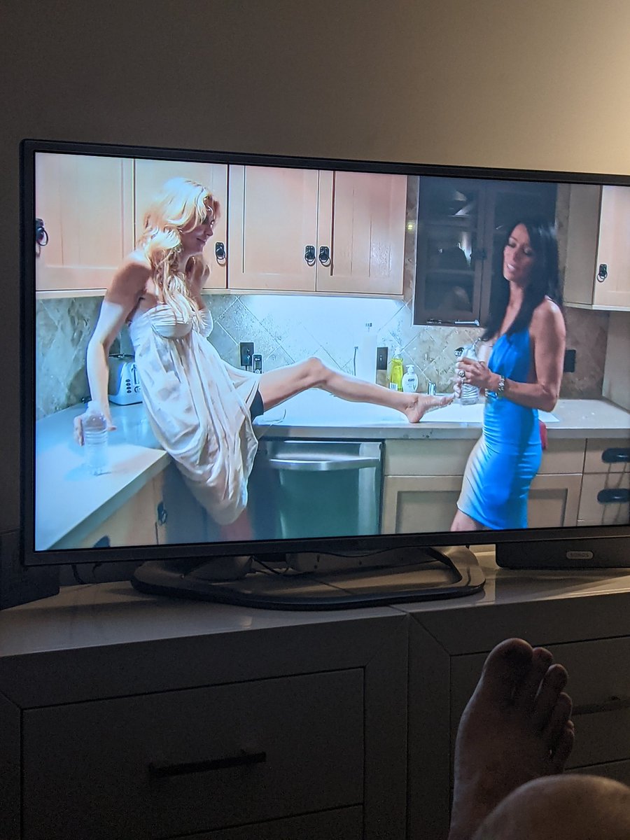 InRhobh's tweet photo. #RHOBH season 4 episode 7

The Brandi/Carlton flirtation is NOT sexy.

Brandi is so drunk she can barely walk and has been spewing venom all night - despite what Carlton says that is not attractive. https://t.co/4iyrWm8Slk