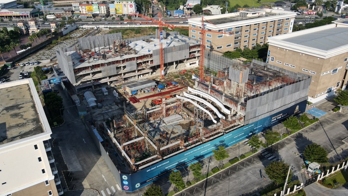 dbsbangkok's tweet photo. Take a look at the progress we've made since we began Phase 2 #construction in June: our two new buildings, the Senior School building and the Auditorium. Both are expected to be completed by August 2022, in time for the 2022-23 academic year!
#DBSDenlaBritishSchool #SeniorSchool https://t.co/NhkT5srtno