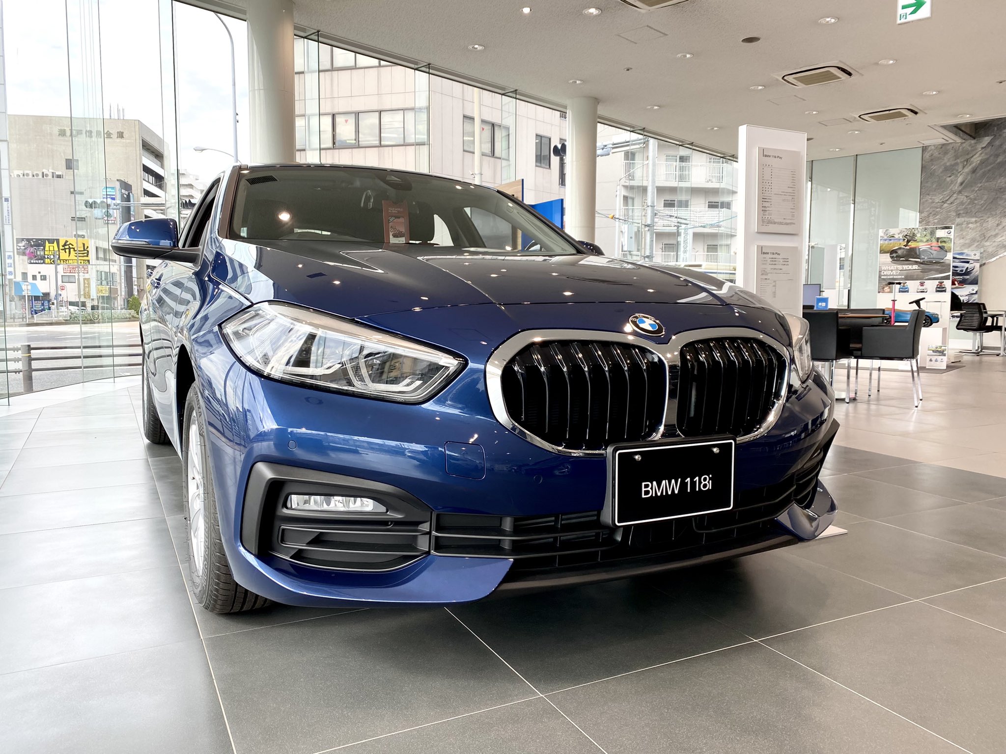 Meitetsu Bmw Bmw 118i Play New展示車 こちらはファイトニックブルーという7月から新たに1シリーズに追加されたボディカラーとなります X3やx4などで見たことあるかもしれません 1シリーズにもよく似合います T Co 0dkyks4vkv