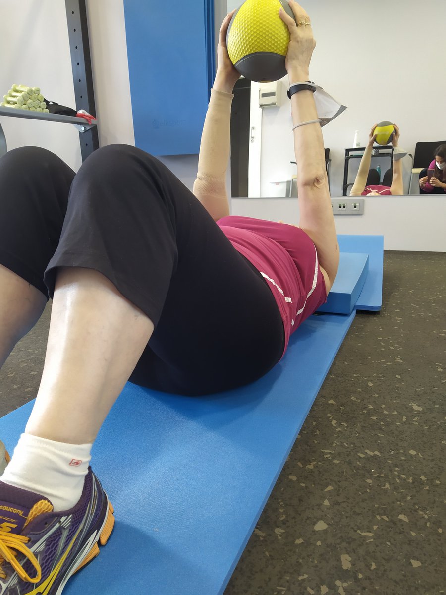 Mireia_Pelaez's tweet photo. At the age of 78, our oldest participant joined the training group this week. It's never too late to start training ๐ช
#PREFERABLE #breastcancer #metastaticbreastcancer https://t.co/njWzXatKuB