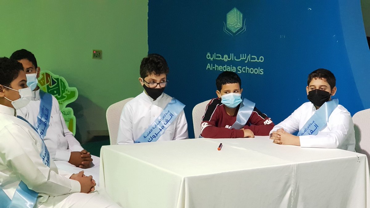 مع إشراقة صباح اليوم اعتلى
طلاب الصف الثاني  المتوسط 
صهوة جواد سباق التحدي
في مادة اللغة العربية وفروعها الثرية وتجسد هذا التنافس الرائع في لقاء القمة وكانت المنافسة على أشدها وتقدم أدهم الصف الثاني أ وفاز على نظيره الثاني ب
واللقاء يتجدد غدا