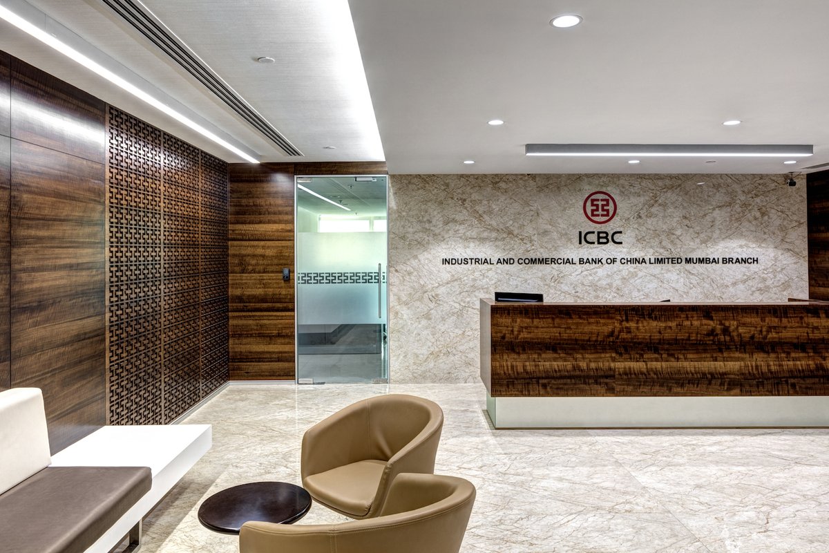 JTCPLDesigns's tweet image. Our project for ICBC, the world’s largest bank, for their office in a top-notch commercial building, for instance, was a dream!

#JTCPLDesigns_HTSInteriors  #Design #JTCPLDesigns #Indianarchitects #officedesign