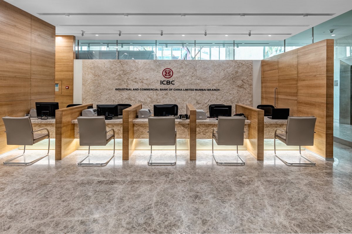 JTCPLDesigns's tweet image. Our project for ICBC, the world’s largest bank, for their office in a top-notch commercial building, for instance, was a dream!

#JTCPLDesigns_HTSInteriors  #Design #JTCPLDesigns #Indianarchitects #officedesign