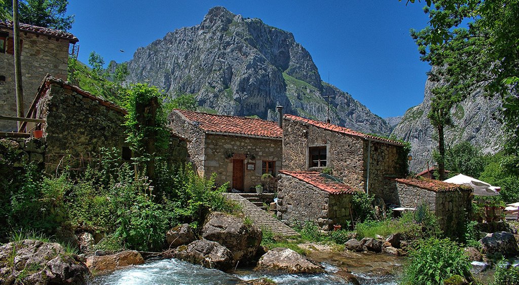 Las casas rurales alcanzan un 76% de ocupación durante el Puente de Todos los Santos agenttravel.es/noticia-043658…