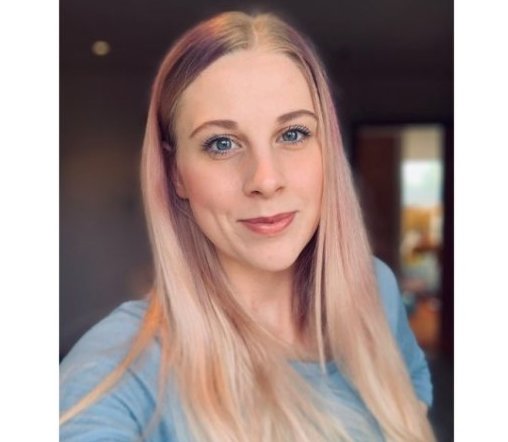 TauRx's tweet photo. Think #lifesciences involves just working in a lab? Think again. The life sciences sector is full of varied opportunities and careers. Roxy discusses her role in
@TauRx as Archivist here https://t.co/vUGw5uJOZt
#targetingtau #timefortauisnow #Alzheimers #tauprotein #Archivist https://t.co/55MEtaBw9T