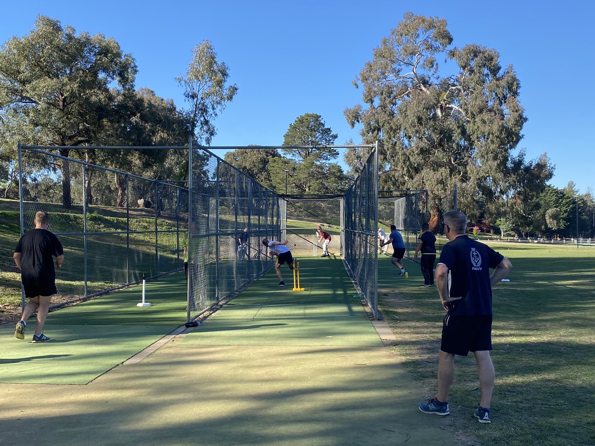 NZAustralia's tweet photo. The Overarmers, the High Commission ๐ team, had a mostly injury free hit out in the beautiful late afternoon #KenBehren sun before their @LMSCanberra competition commences next week. Weโre aiming high - more than just one win in the season would be nice ๐ https://t.co/Wzxvms6So4