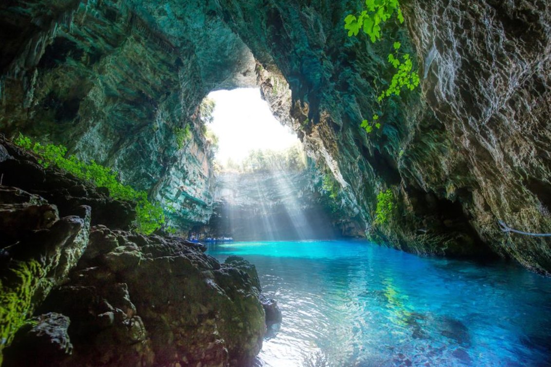 GreeceInGermany's tweet photo. #GEOSaison Magazin: "Zehn Gründe, warum #Griechenland ein großartiges Urlaubsziel ist" 🇬🇷

ℹ️📸©️ https://t.co/x4mUYfJiU7 https://t.co/8cTysITtp2