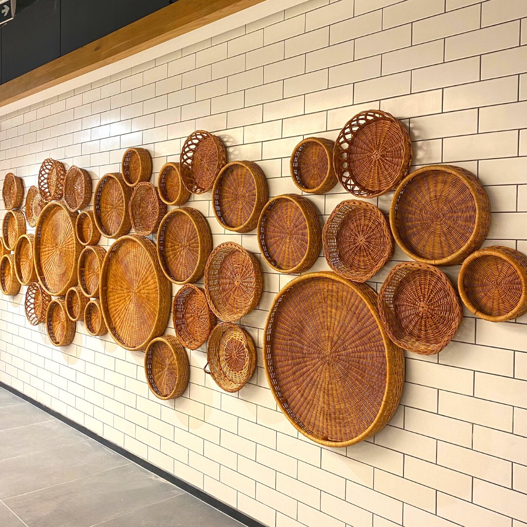 artifold's tweet photo. We love exploring design with #Natural and #Sustainable materials. For JP Morgan's office cafeteria, our team weaved 36 cane baskets to create a simple yet striking #WallInstallation. 

Have a unique idea in mind for your space? DM us and we'll be happy to customise it for you. https://t.co/meA57sJaSg