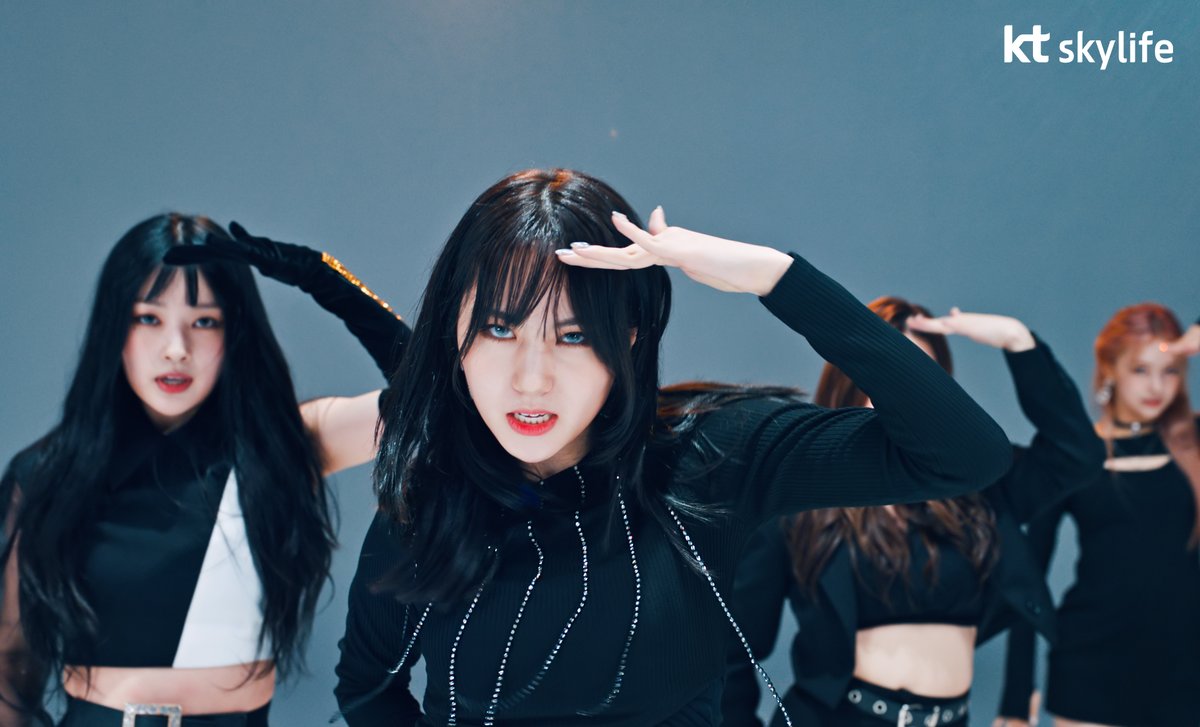 스카이라이프 tweet media