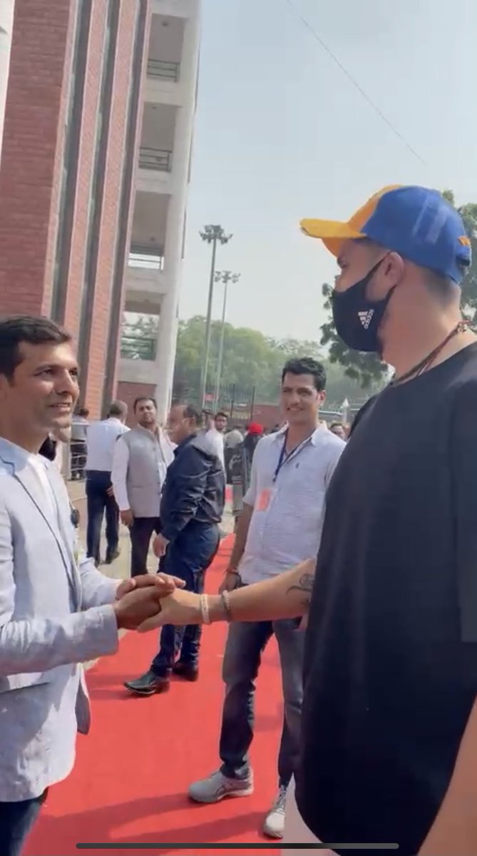 siddharthsahib's tweet photo. Cricketers Atul Wassan, Manoj Prabhakar and Ishant Sharma have also joined Siddharth Sahib Singh in his fight to put cricket and cricketers first by building a #CleanDDCA 

#TeamSiddharthSahibSingh #DDCA #DDCAelections https://t.co/WJf4yX5vJC