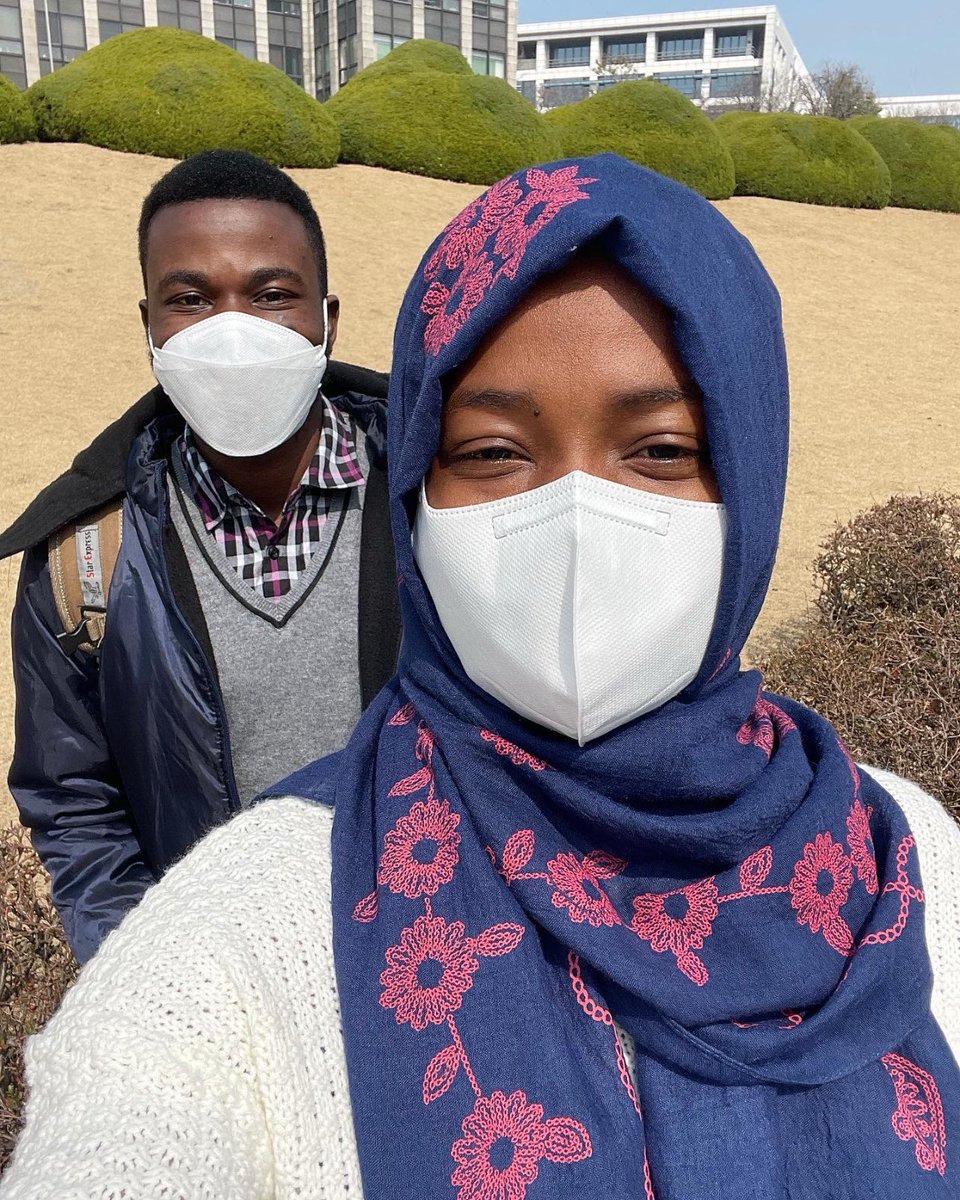 mus_toyy's tweet photo. Nationality : Nigerian
Department/major: Mathematics
Studying here is an opportunity for me considering the academic &amp; research standard of my country.  It has allowed me to understand a lot in that area, even though there has been language barrier between me &amp; the Koreans https://t.co/QUxWR4SMcT