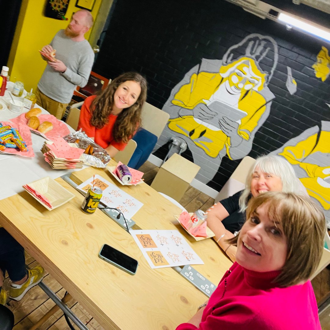 Our first #FlexibleFriday is this week! 👩🏻‍💻🧑🏿‍💻👨🏼‍💻 We're excited to open our bright yellow door to virtual &amp; non-members to work from our ground floor hot-bench with free tea, coffee &amp; snacks, this and every Friday 10am-4pm for just £10. Book in advance via check-in@workssocial.co