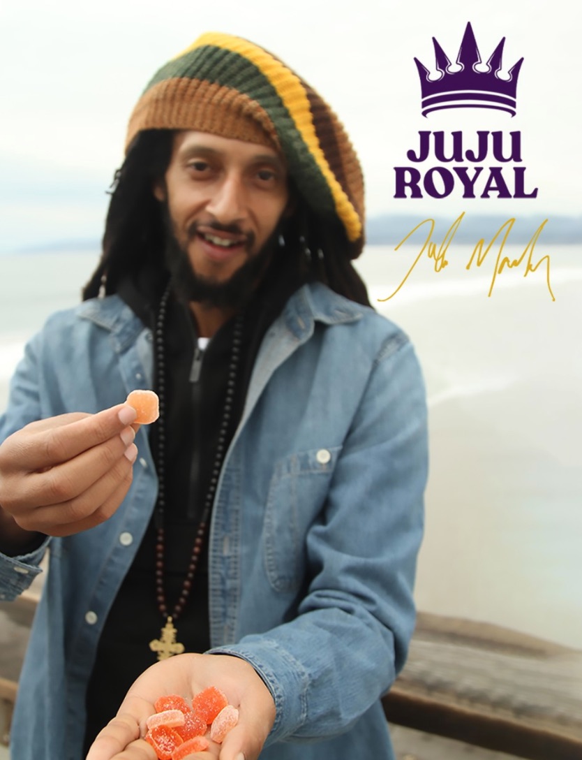 JulianMarley's tweet photo. You don't have to wait for the weekend! Keep the good vibes going all week long with @JuJuRoyalBrand gummies π Available in an exotic and tropical mixπ΄
https://t.co/mOzoSIKDg4
#JuJuRoyal #JuJuRoyalFam #JuJuRoyalWorldwide #WhereCanJuJuTakeYou #liveroyal https://t.co/ArTEPN7pnQ