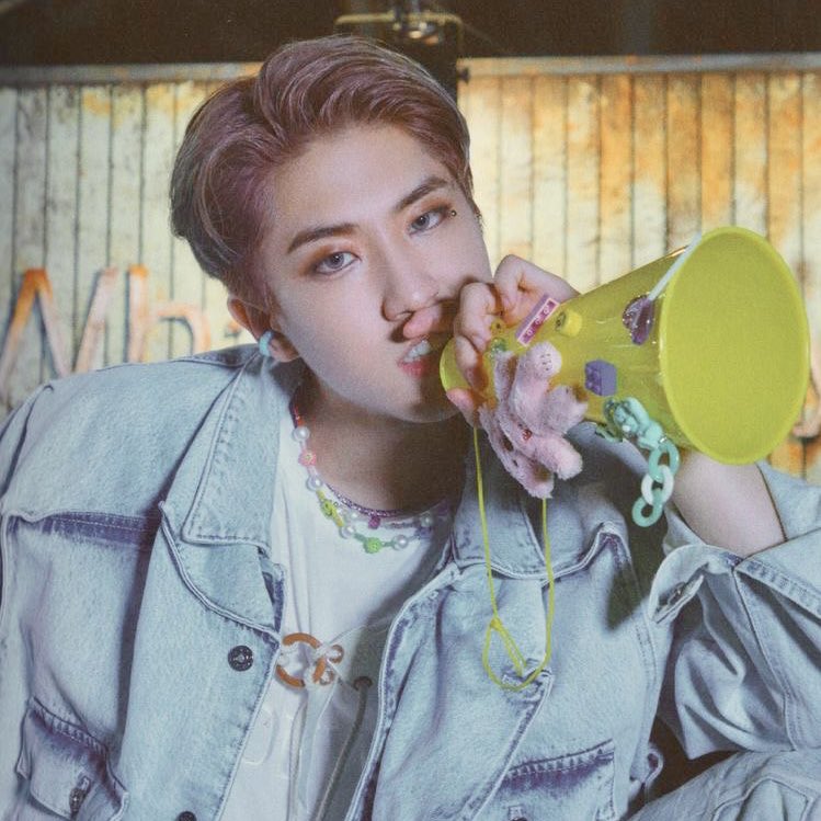 uki_app's tweet photo. HAN ranked on bb japan hot 100 lyricists!👏 He deserves all the applause and encouragement. Uki believes he is an excellent artist.😊

PROUD OF LYRICIST HAN 
https://t.co/2Jw247tkeA
#uki #ukiapp #download_uki #HAN_BillboardJapan_Hot100 https://t.co/0UShE8haBP