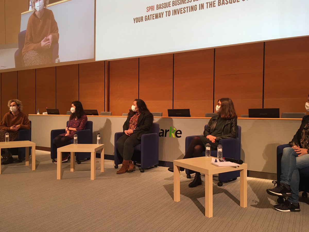 ParkeEuskadi's tweet photo. 🗣 Charla-coloquio con las mujeres investigadoras del Parque Científico y Tecnológico de Gipuzkoa:

Idoia Mikelez, @CICbiomaGUNE
Ohiane Mitxelena, @Ceit_BRTA  - Tecnun
Shandra Sainz, @Ceit_BRTA 
Marie Lallier, @bcbl_ https://t.co/jxg86HFCGg