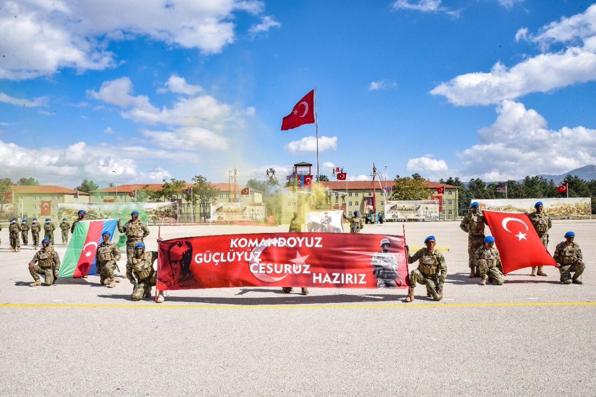 tcsavunma's tweet photo. Isparta Eğirdir'de bulunan Dağ Komando Okulu ve Eğitim Merkezi Komutanlığınca, 23 Ağustos-16 Ekim 2021 tarihleri arasında, “Komando Temel Kursu” gören Azerbaycanlı 383 misafir askerî personel için kurs kapanış töreni icra edildi.
#MSB #TSK https://t.co/ghN5UbkFrq