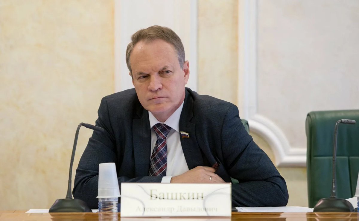 Сенатор  Александр Башкин приняли участие в заседании «круглого стола» Совета коллегий адвокатов и юридических сообществ Европы на тему «Обязательный международно-правовой документ: необходимость для профессии адвоката». council.gov.ru/events/news/13…