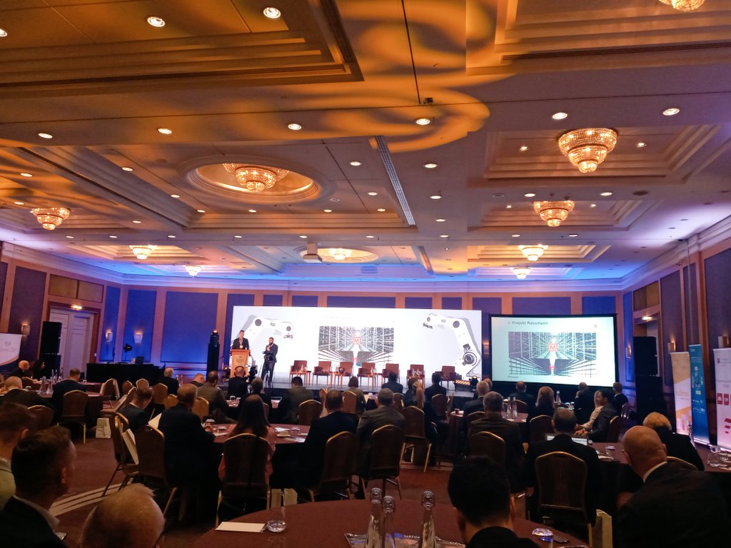 Executive Magazine tweet media