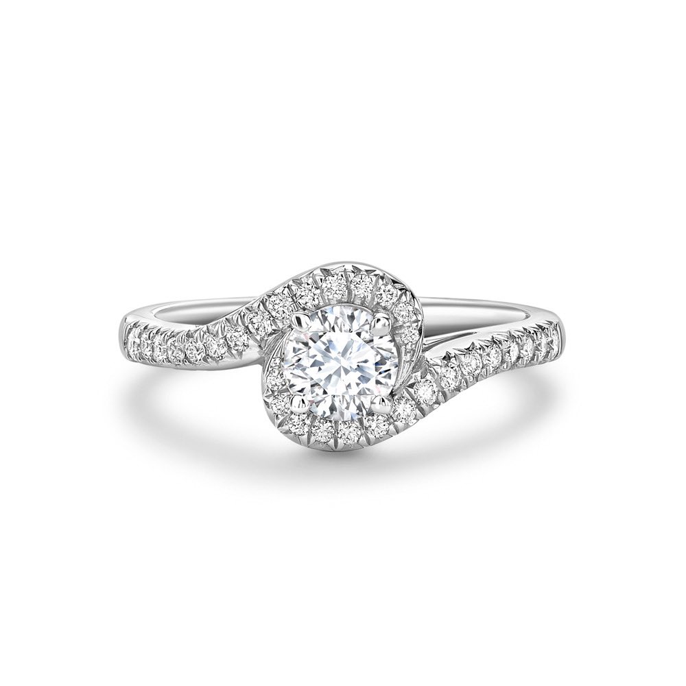 HB_Jewellers's tweet photo. A sweeping crossover of small #diamonds create a cluster around the main #roundbrilliantcut #diamond on this beautiful ring, made in #platinum. #guildford #independentjeweller #guildfordjeweller #loveguildford #haloring #engagementring #diamondring #crossoverring #clusterring https://t.co/GiP8HnSREF